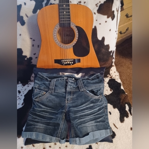 NO BOUNDARIES, SIZE 9 , WIDE WAIST BAND. WOMENS. - Picture 6 of 10